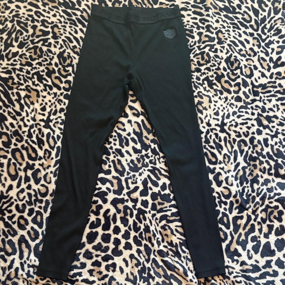 Umbro Black Leggings